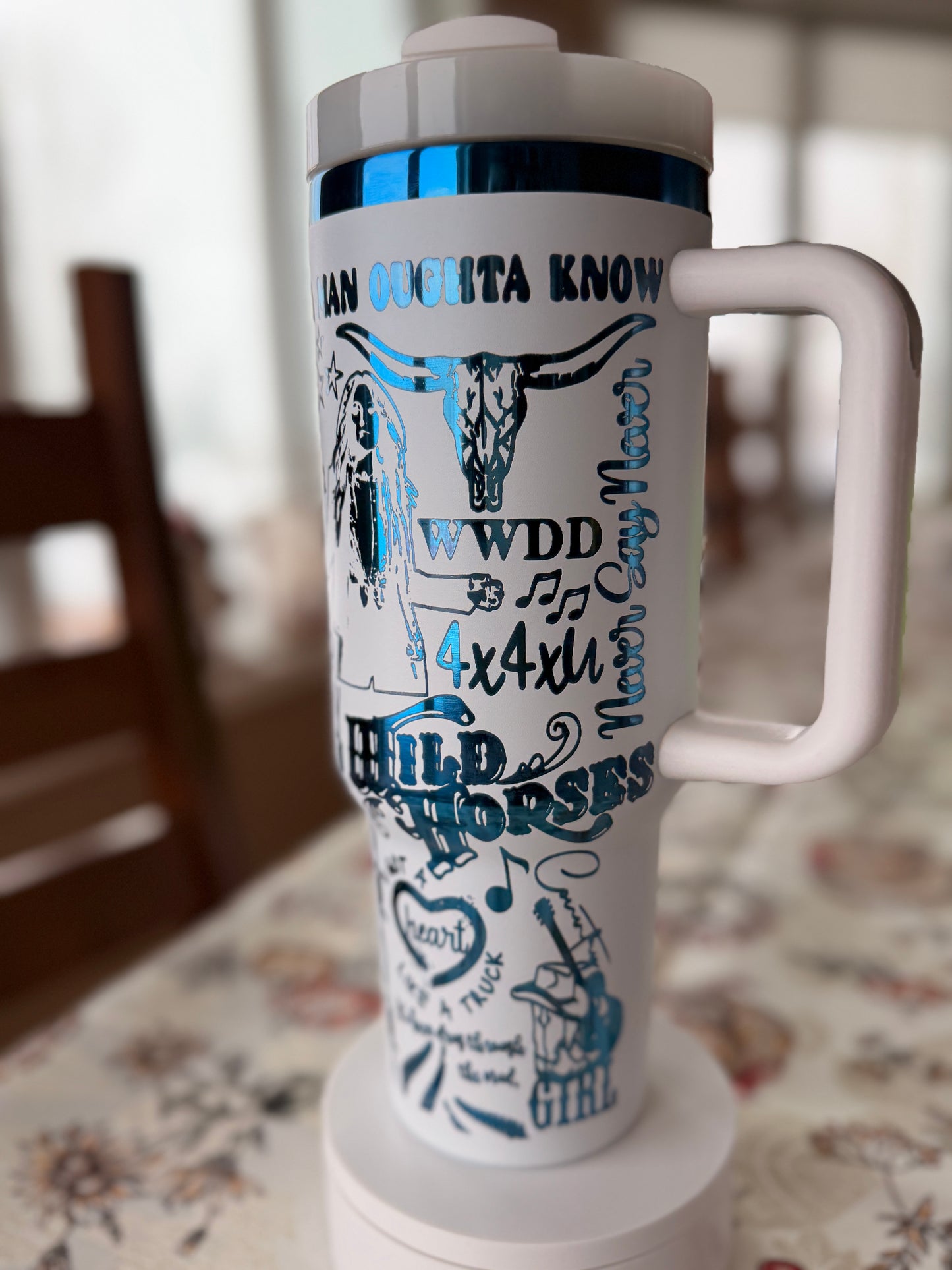 Lainey Wilson–Inspired 40oz Laser Engraved Tumbler | Country Music Tribute Cup
