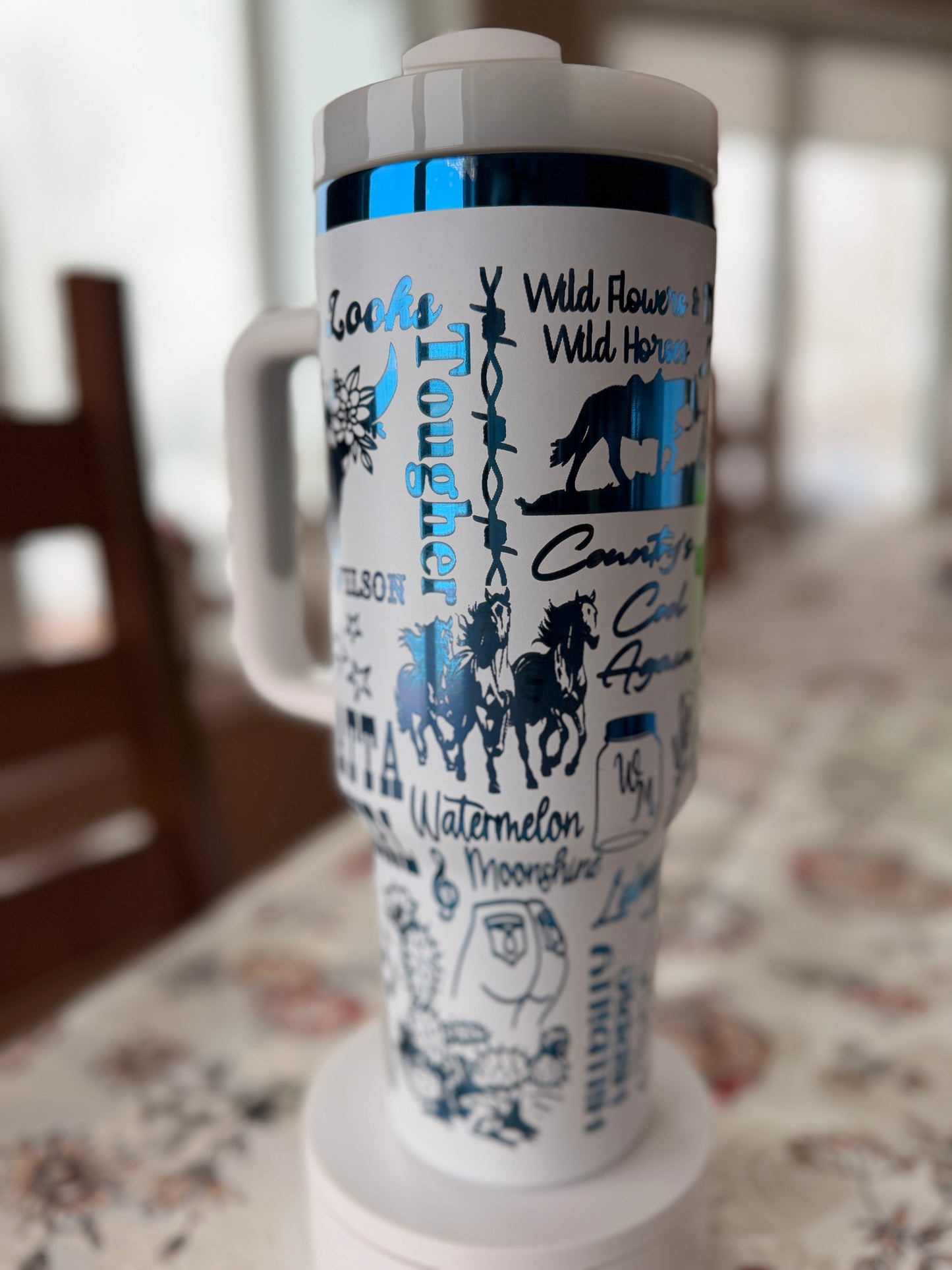 Lainey Wilson–Inspired 40oz Laser Engraved Tumbler | Country Music Tribute Cup